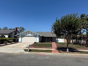 Building Photo - 3724 Valle Vista Dr