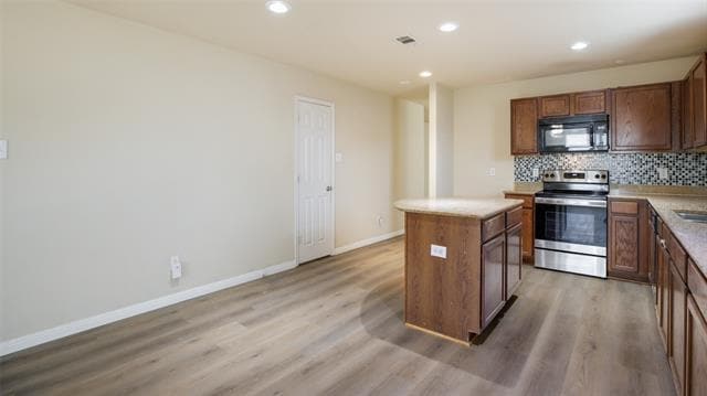 Foto del edificio - 1508 Mockingbird Dr