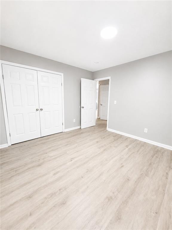 Foto del edificio - 8011 Trinity Park Dr