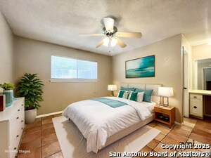 Foto del edificio - 6815 Forest Haven St