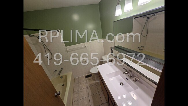 Foto del edificio - 143 Burlington Pl
