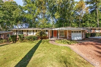 Building Photo - 3643 Woodstream Cir NE