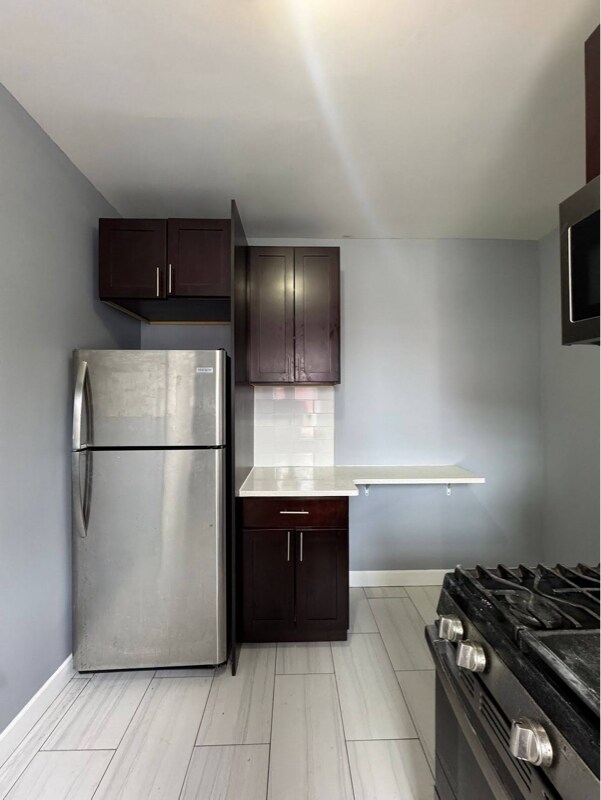 Primary Photo - 153 Ave E