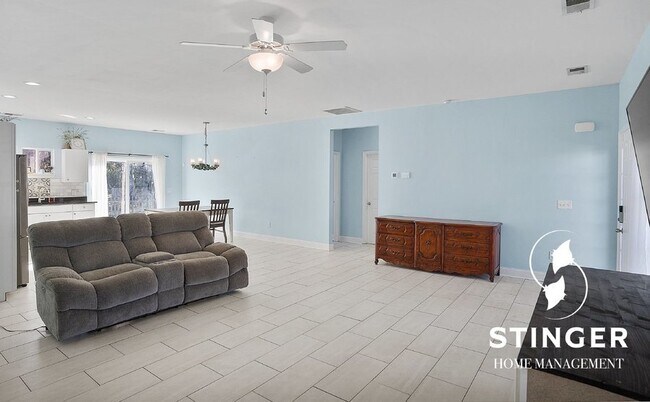 Building Photo - 3 Bedroom / 2 Bath For Rent In Mint Farms