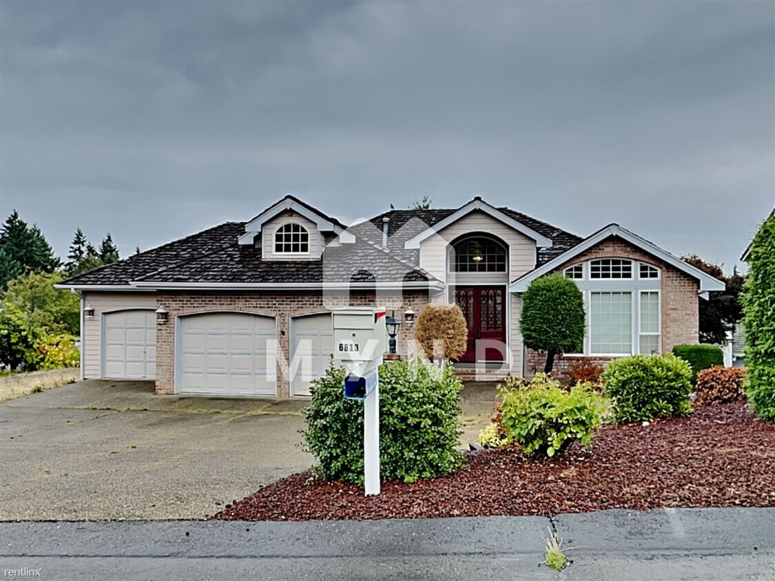 Primary Photo - 3 br, 3 bath House - 6613 46th Ave Ct E