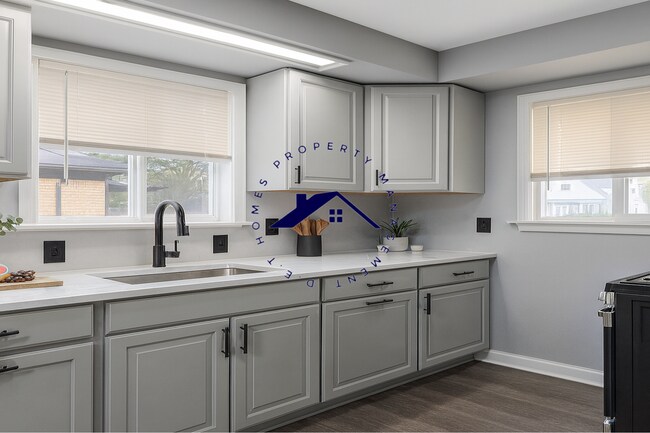 Foto del edificio - 17534 Evergreen Rd