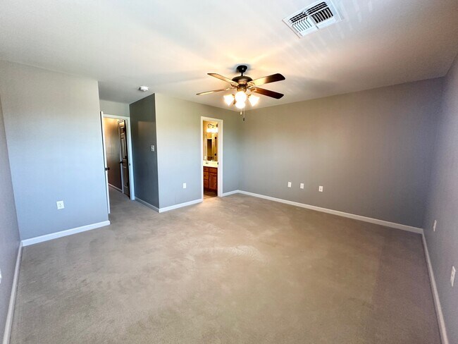 Building Photo - 456 Vieux Carre