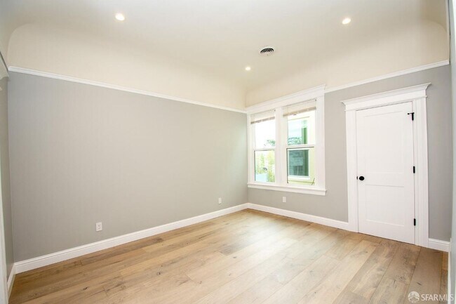 Foto del edificio - 4067 24th St