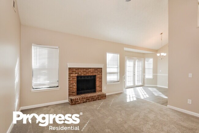 Building Photo - 170 Lazy Hollow Ln