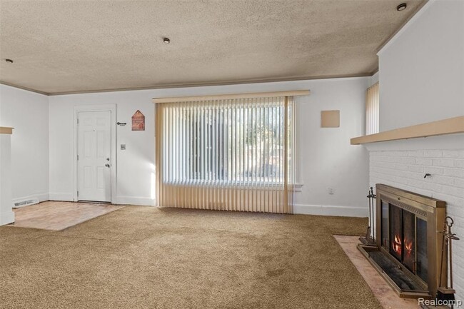 Building Photo - 15404 Normandy St
