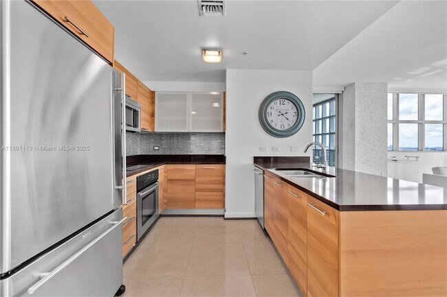 Foto del edificio - 3301 NE 1st Ave