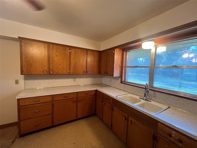 Building Photo - 106 Jane Dr