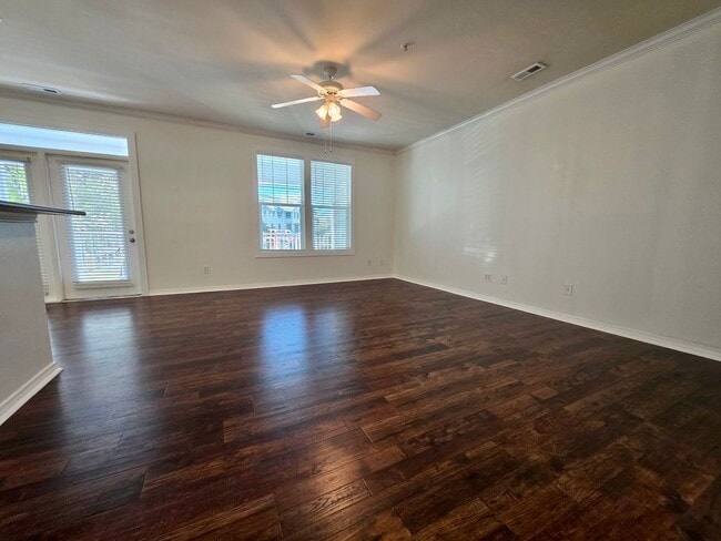 Building Photo - Two bedroom in the heart of Daniel Island - Daniel's Landing