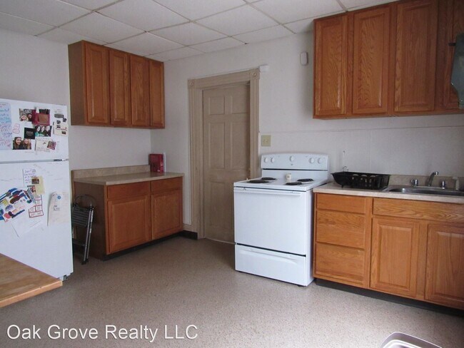 Building Photo - 2 br, 1 bath Room For Rent - 828 Grant St....