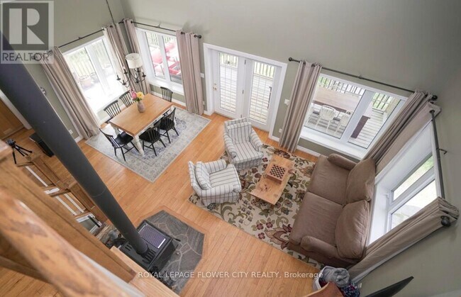 Photo du bâtiment - 67 Regency Dr