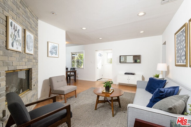 Building Photo - 13451 Friar St