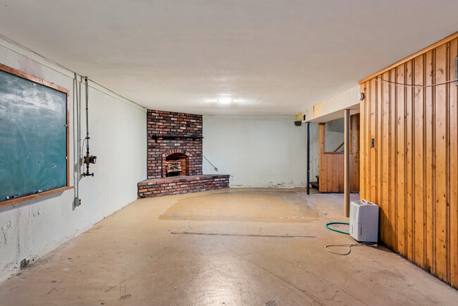 Building Photo - 3574 Norman Ave