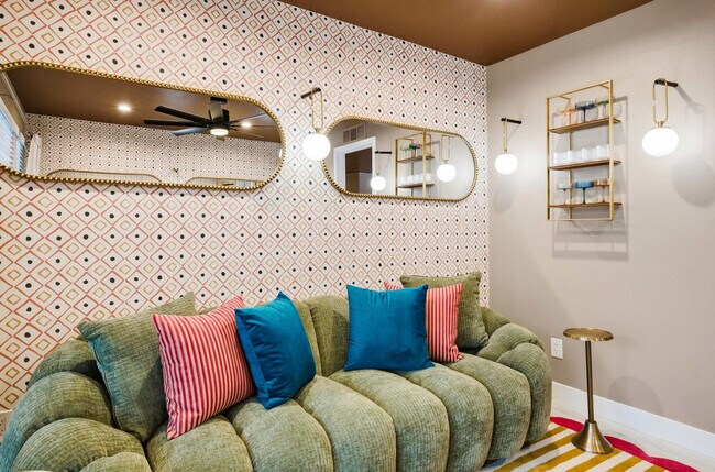 Building Photo - 11802 Hayden Rd