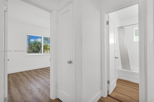 Foto del edificio - 319 80th St