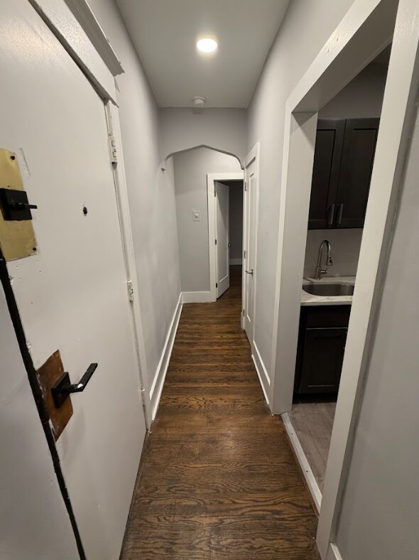 Foto del edificio - 6102 McCallum St