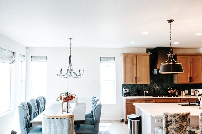 Foto del edificio - 9757 Bison Vly Trl