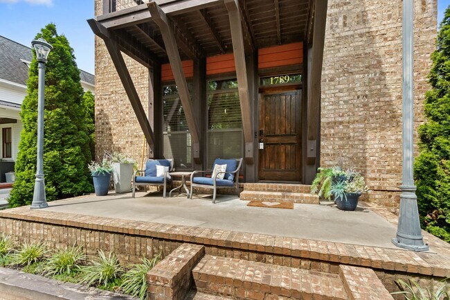 Foto del edificio - Prime Fayetteville Location with Easy Access to Amenities!