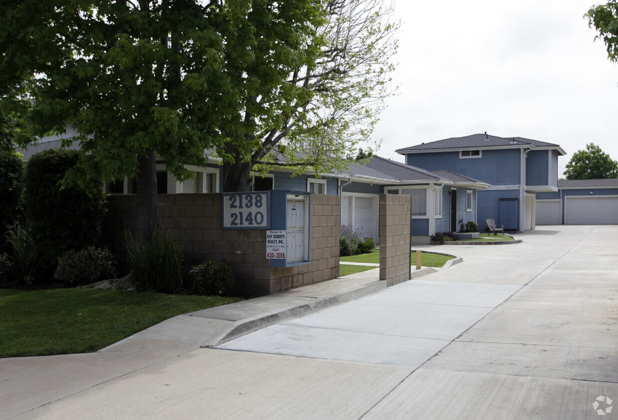 Foto principal - 2132-2140 Orange Ave
