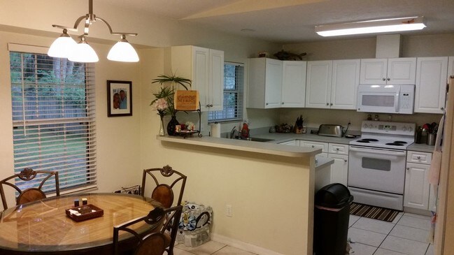 Building Photo - 2143 NW 85th Terrace