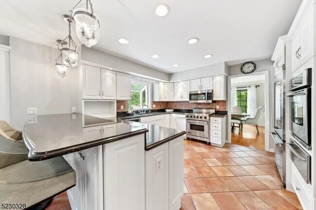Foto del edificio - 60 Dogwood Ln