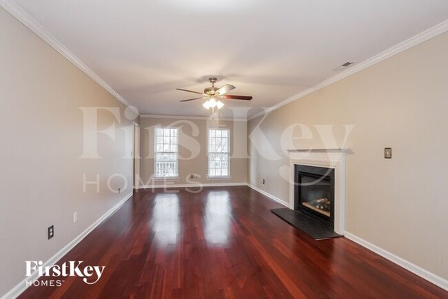 Building Photo - 6214 Forest Pond Dr