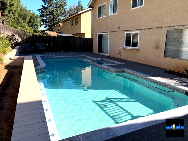 Foto del edificio - 346 Hilltop Ln