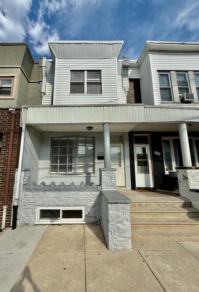 Photo - 2433 S 3rd St (Philadelphia, PA) House