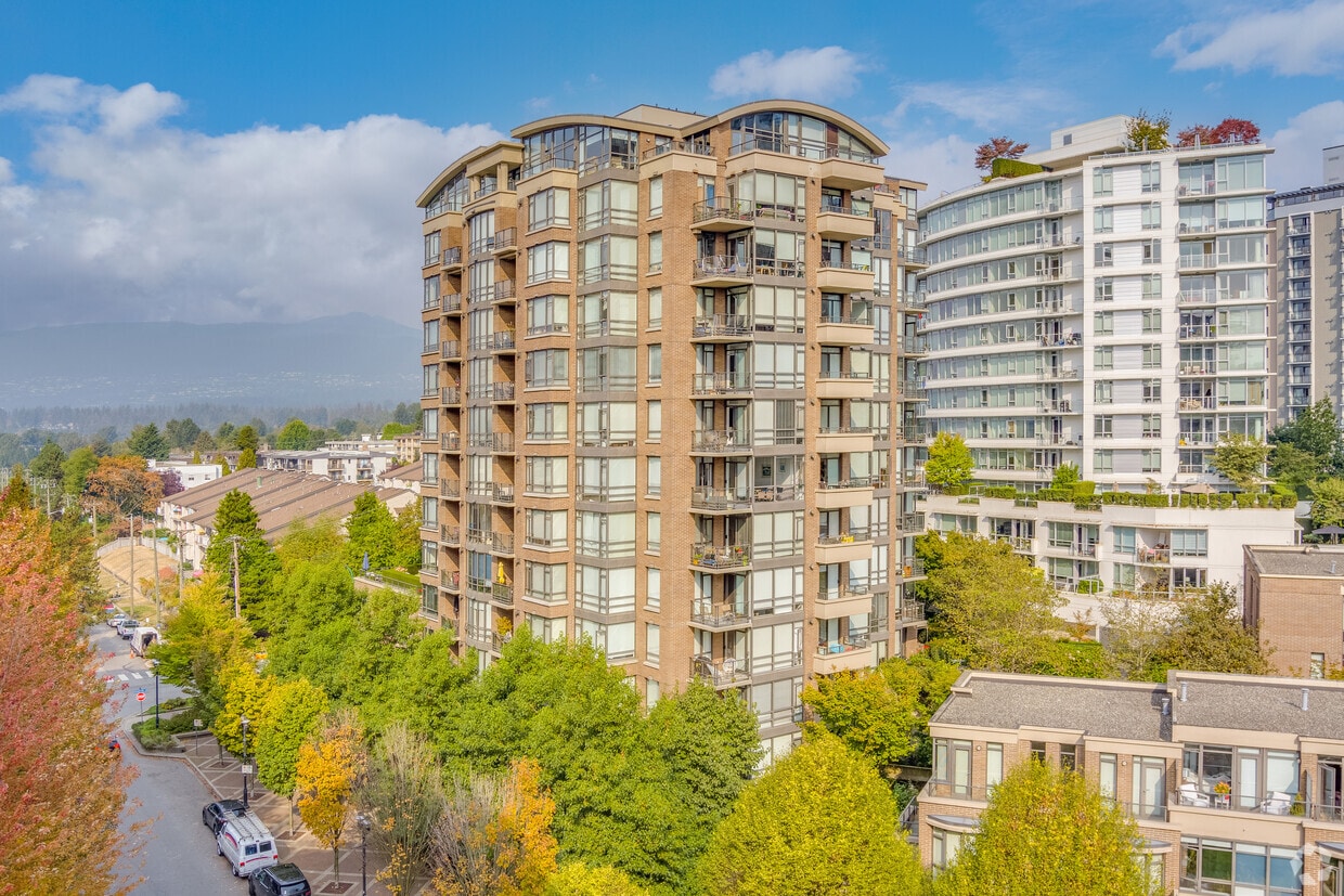 One Park Lane Apartments 170 W 1st St North Vancouver, BC