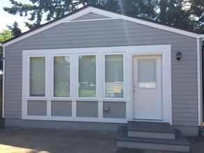 Building Photo - 7024 NE Oregon St