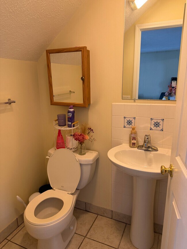 Building Photo - 2023 Weaver Pike