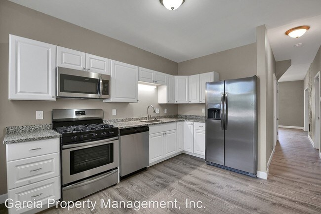 Building Photo - 2 br, 1 bath House - 4315 Dewey Avenue