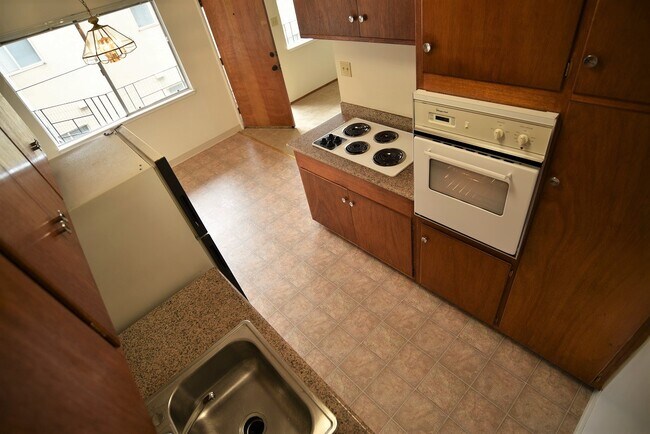 Foto del edificio - 743 Oakland Ave