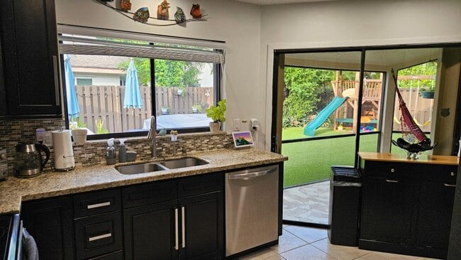 Building Photo - 9607 Stones River Park Way