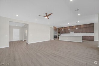 Building Photo - 349 Tigullio Ave
