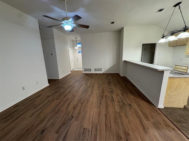 Foto del edificio - 2131 Ridgecliff Dr