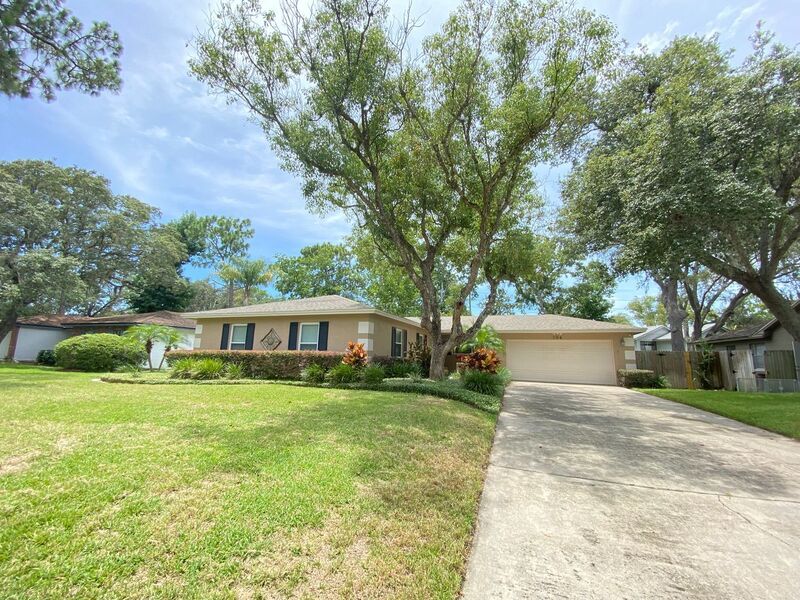 Primary Photo - 104 Hatfield Ct