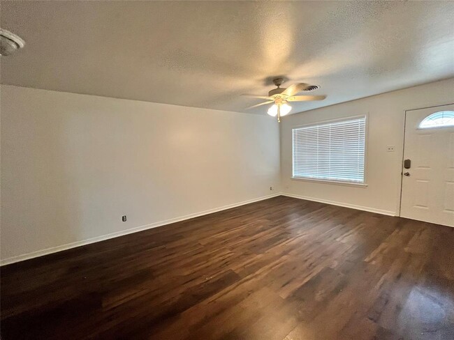 405 Botts St Unit A, Brenham, TX 77833 - Room for Rent in Brenham, TX ...