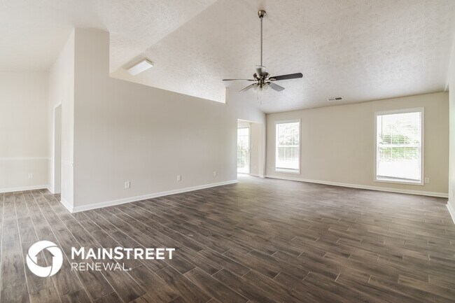 Foto del edificio - 5858 Mistyview Dr