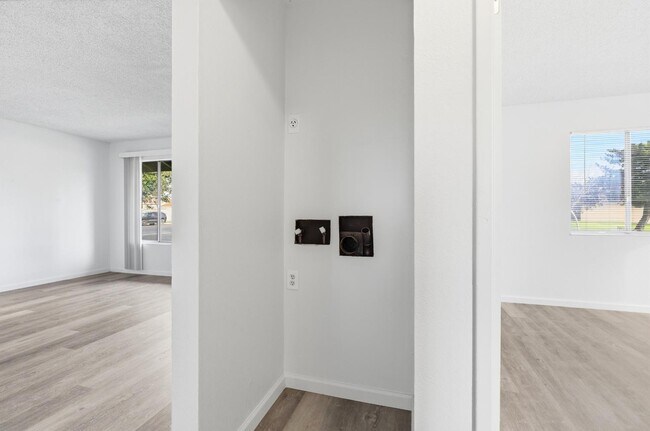 Foto del edificio - 1802 Rockford Ave