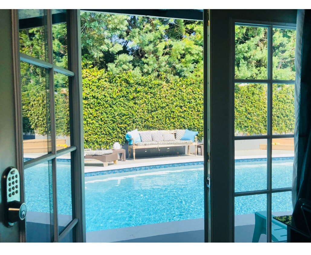 Foto del edificio - 22035 De La Guerra St