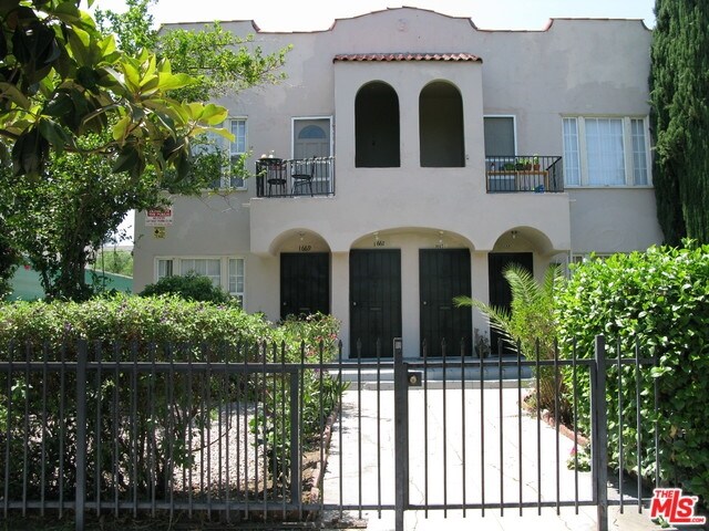 Foto del edificio - 1663-1669 Westmoreland Blvd