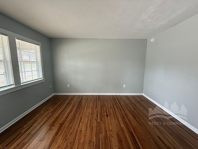 Foto del edificio - 2759 Southmeade Ave