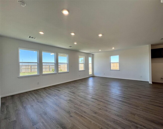 Foto del edificio - 21835 Redwood Blf Trl