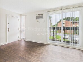 Building Photo - 3206 Midlothian Tpke