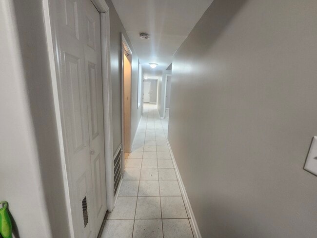 Building Photo - 4807 S Wabash Ave